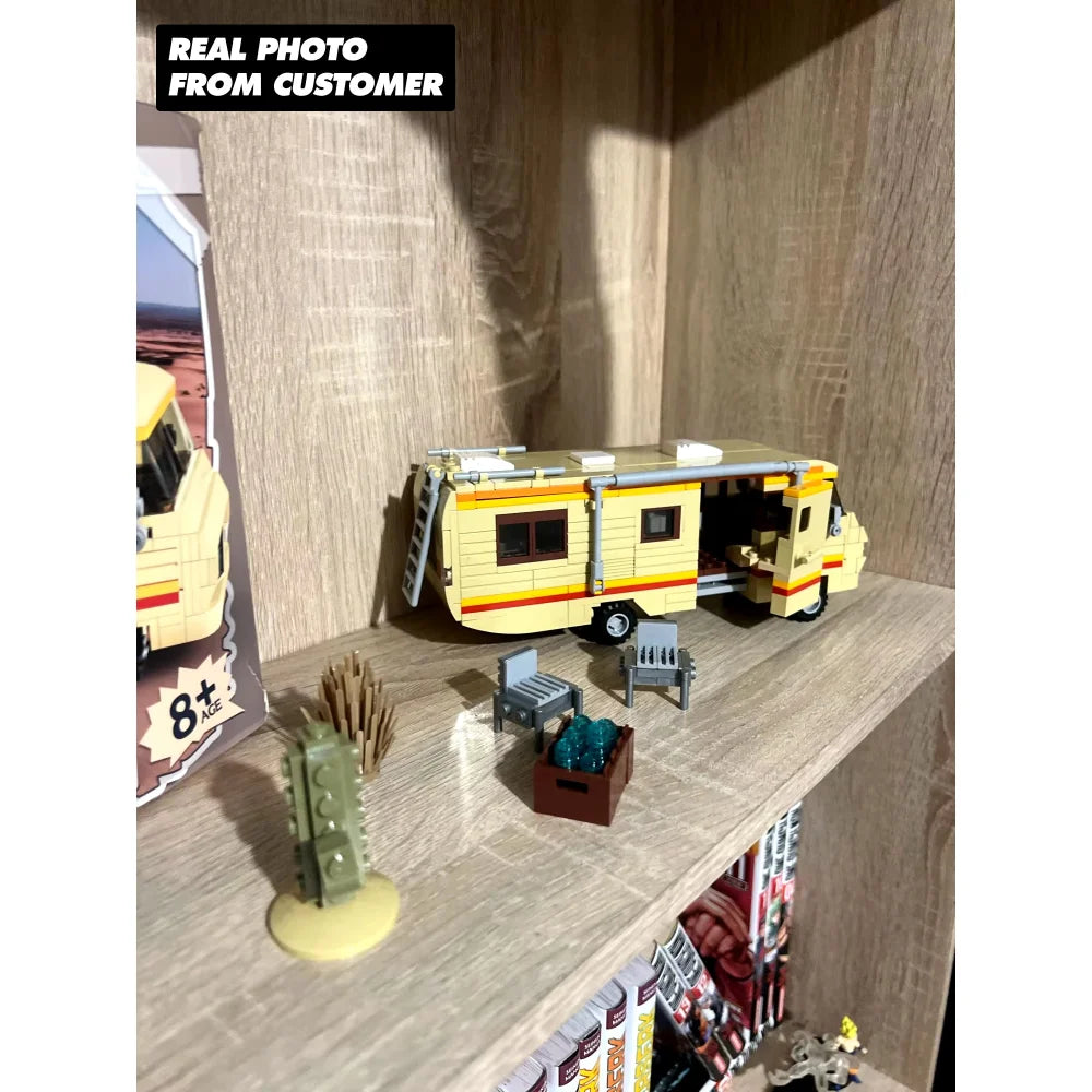 Breaking Bad RV Model Building Blocks Camper Van Collectible Vehicle Car Toy Set Breaking Bad RV / 432 Pieces Building