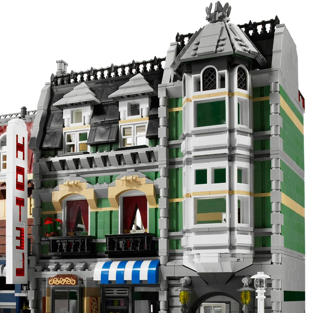 Green Grocer Creator Building Blocks 2352PCS w/ 4 Figures (10185) ABS Kit Green Grocer Building Blocks