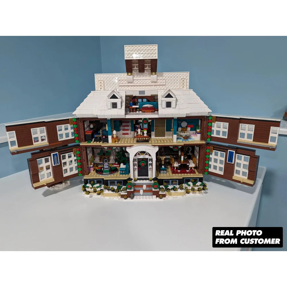 Home Alone Mansion 3955PCS Building Blocks MOC Bricks w/ 5 Mini Figures Home Alone Mansion Building Blocks