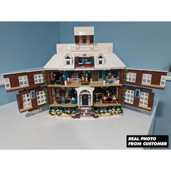 Home Alone Mansion 3955PCS Building Blocks MOC Bricks w/ 5 Mini Figures Home Alone Mansion Building Blocks