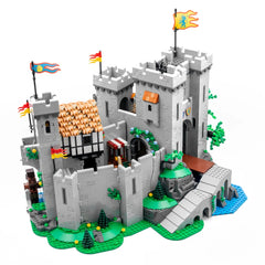 Lion Knights’ Castle (10305) Building Blocks 4514PCS w/ 22 Mini Figures Lion Knights’ Castle / 4514 Pieces Building