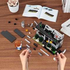 MOC Town Halloween Michael Myers with House Figure 586PCS Building Block Boxed Michael Myers with House Building Blocks